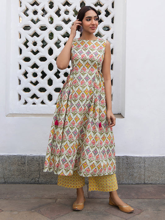 SLEEVELESS LIGHT GREEN ETHNIC KURTA SET